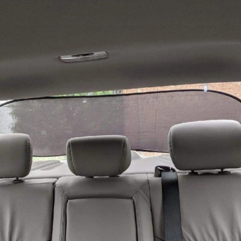 Parasol per Bagagliaio – Protezione Solare Ottimale in Auto