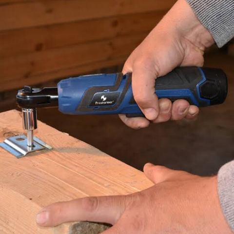 Chiave A Cliquet Senza Filo — Compatta e Performante