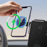 Podpora telefónu pre Tesla — magnetické uchytenie a bezdrôtové nabíjanie 