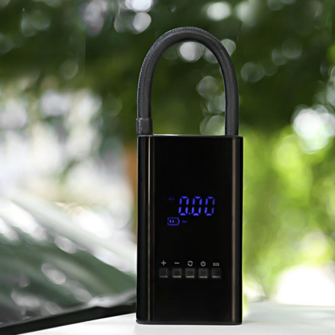Mini Compresor Portátil – Pantalla LED y Presión Ajustable 