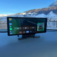 Multimediální systém do auta - HD obrazovka a bezdrátový CarPlay